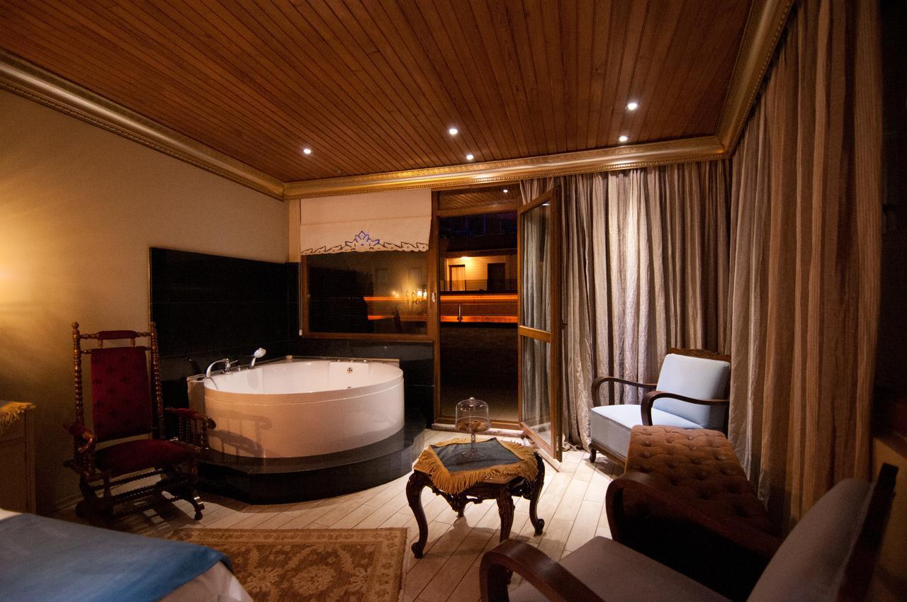 Blue Tuana Suite Istanbul Exterior photo
